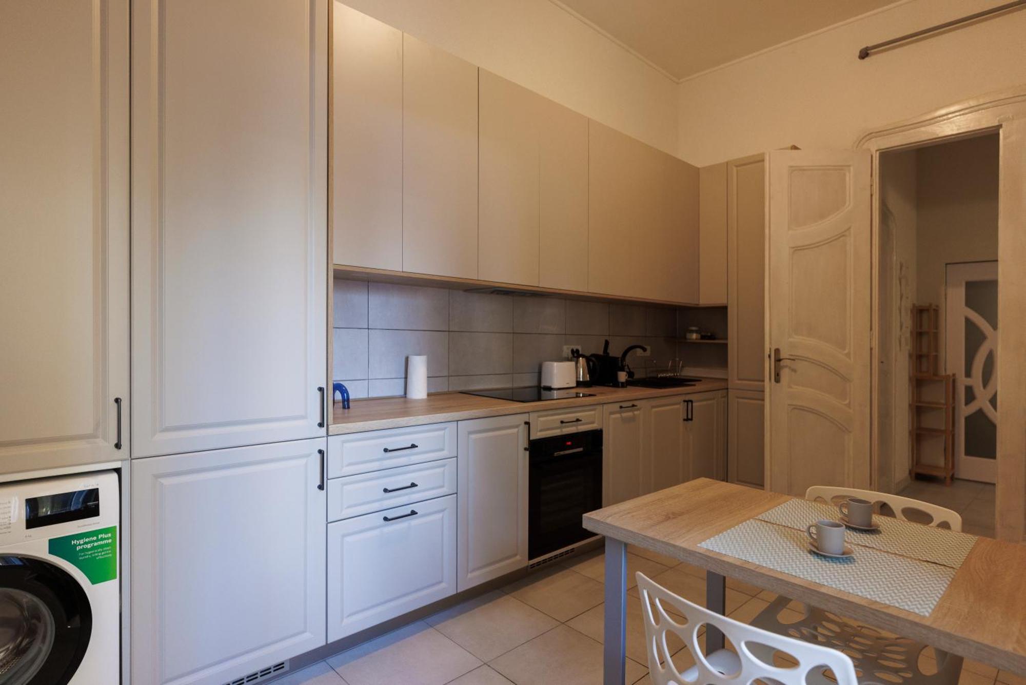 Victoriei Square Apartment Timisoara Bagian luar foto