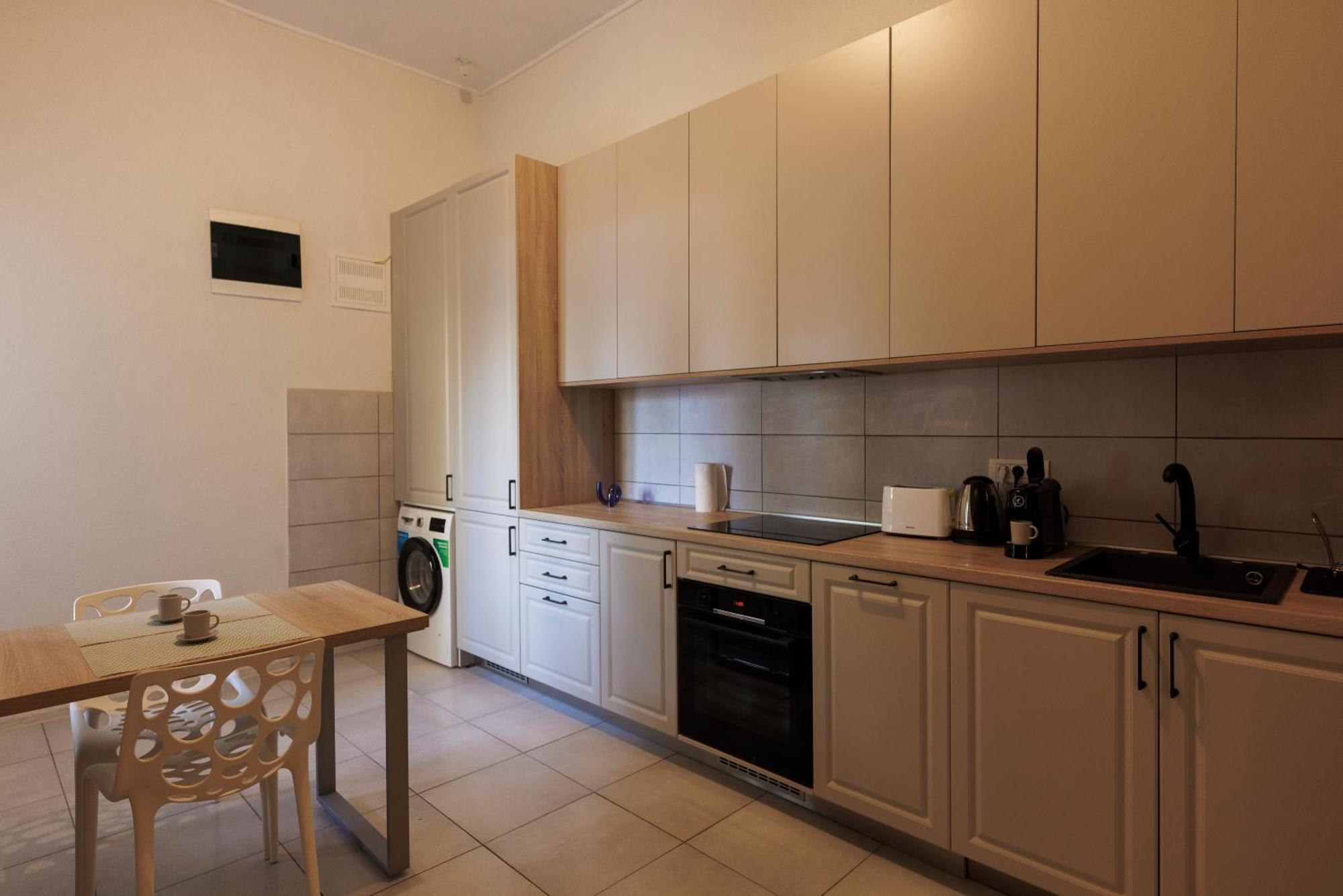 Victoriei Square Apartment Timisoara Bagian luar foto
