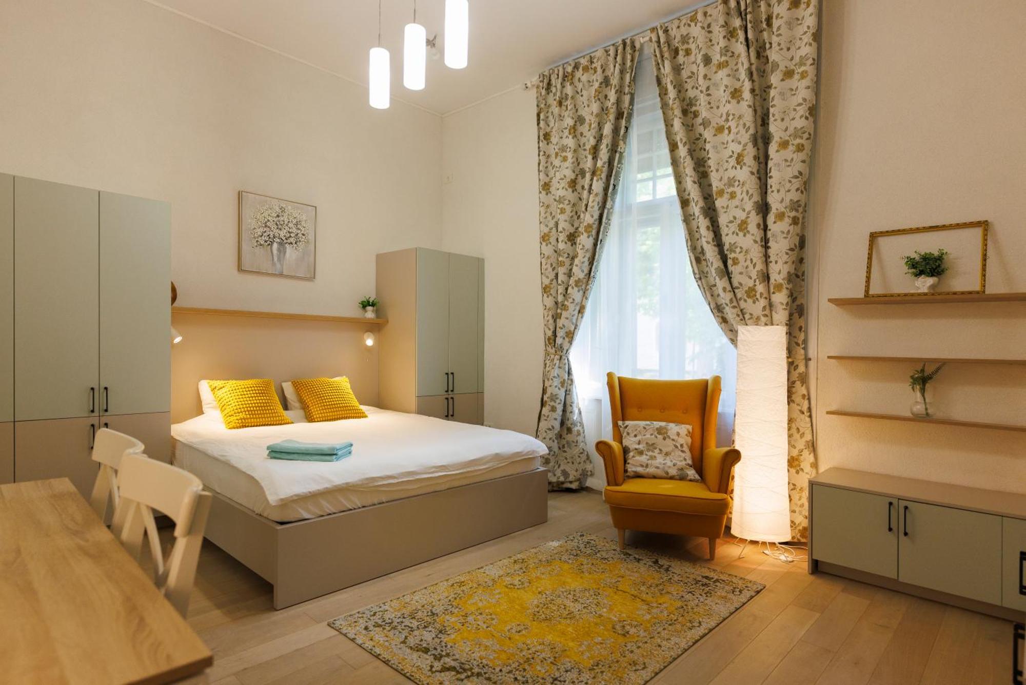 Victoriei Square Apartment Timisoara Bagian luar foto